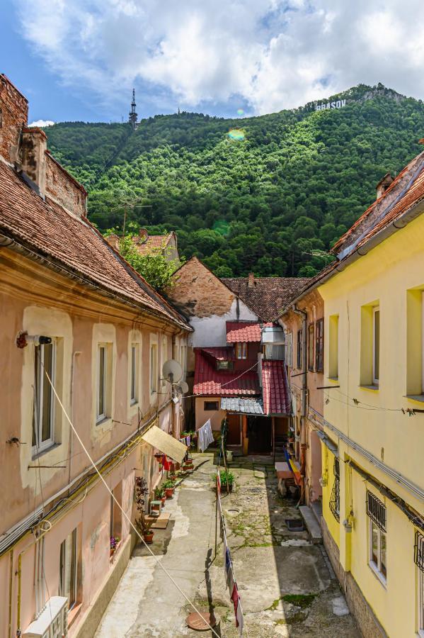 Schei Gate Apartment Брашов Экстерьер фото