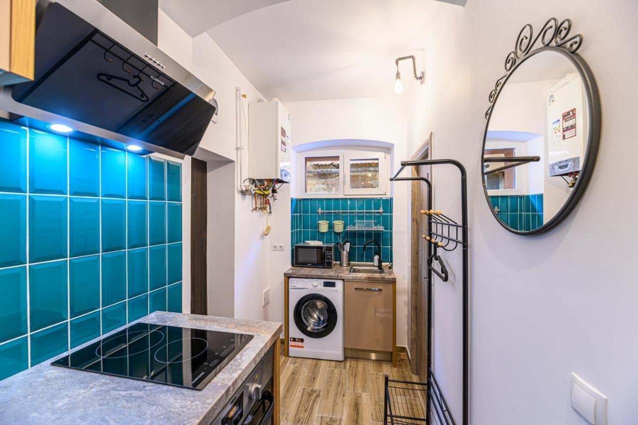 Schei Gate Apartment Брашов Экстерьер фото