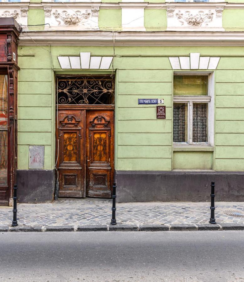 Schei Gate Apartment Брашов Экстерьер фото