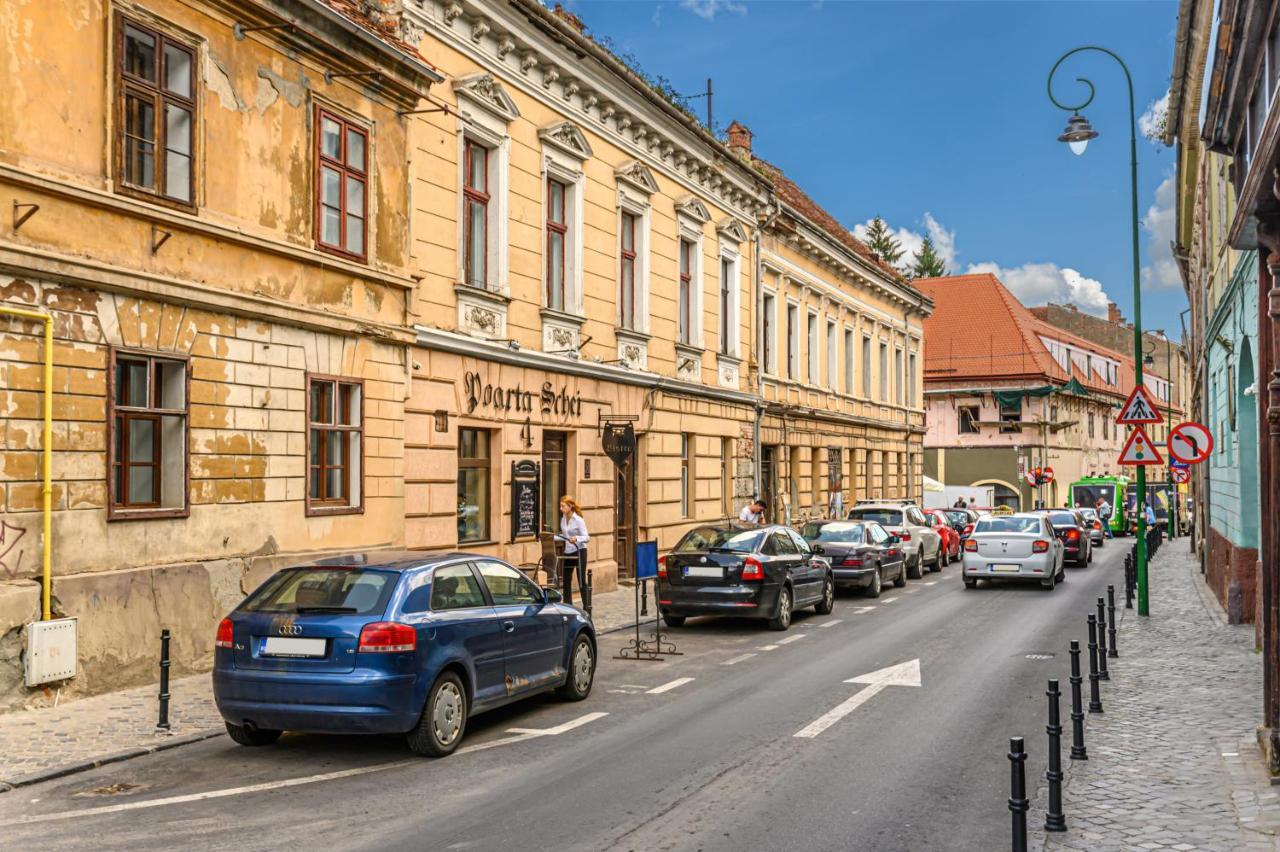 Schei Gate Apartment Брашов Экстерьер фото